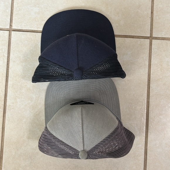 RVCA SnapBack Hats 2 pack - Picture 2 of 3